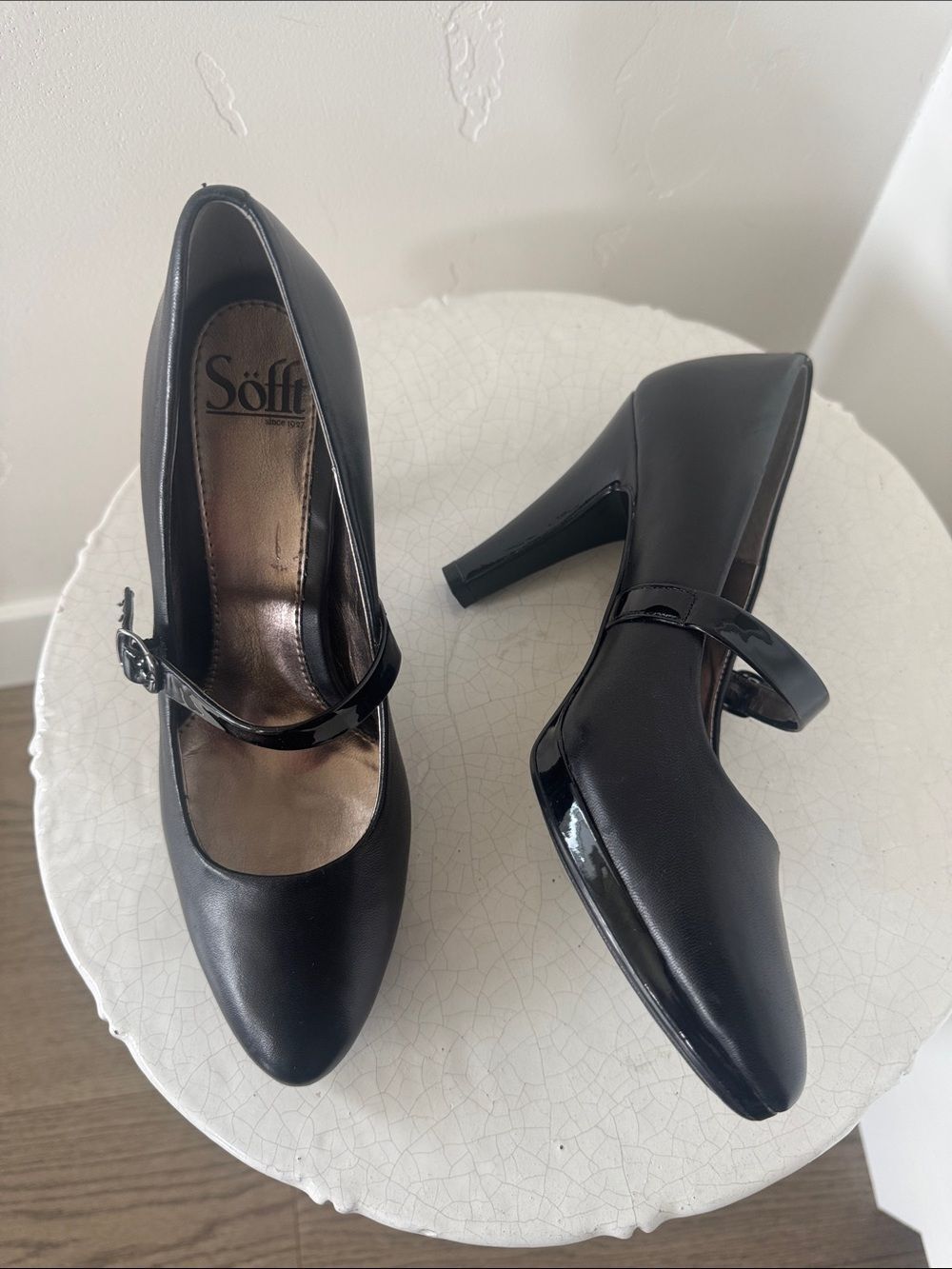 Sofft Women’s Black Leather Mary Jane Heels Pumps Low Platform Size 7.5 EUC